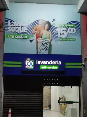 Painel em Lona com Estrutura Metálica